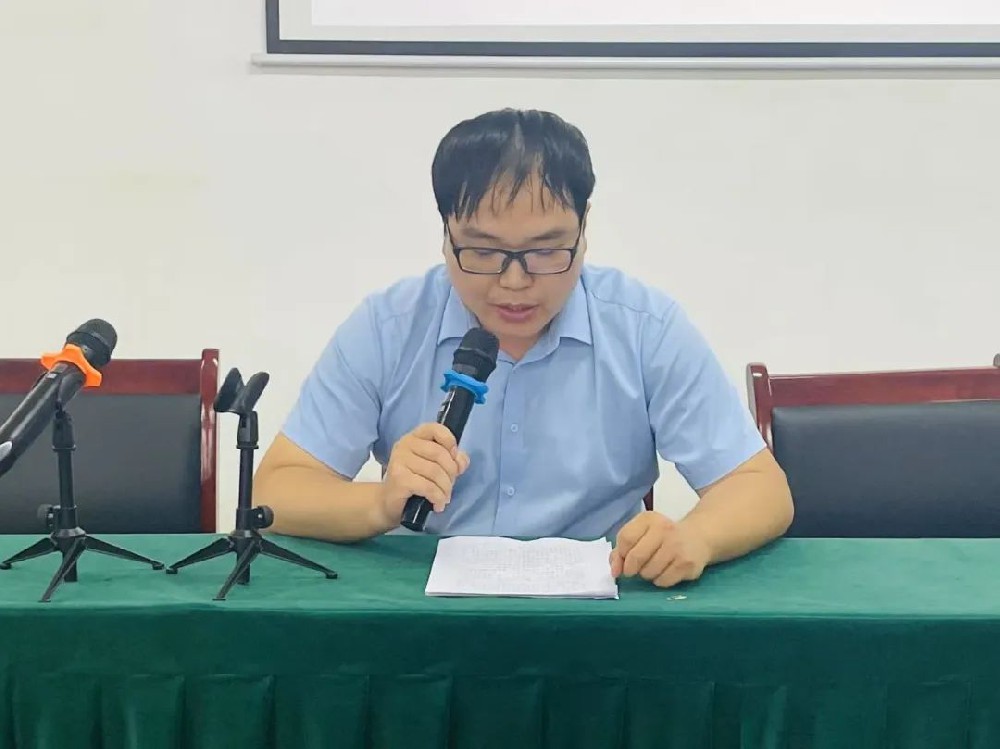 获嘉县司法局组织开展 “社区矫正法宣传进校园”活动